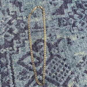 Vintage 22” Figaro pattern chain unisex dull gold tone
